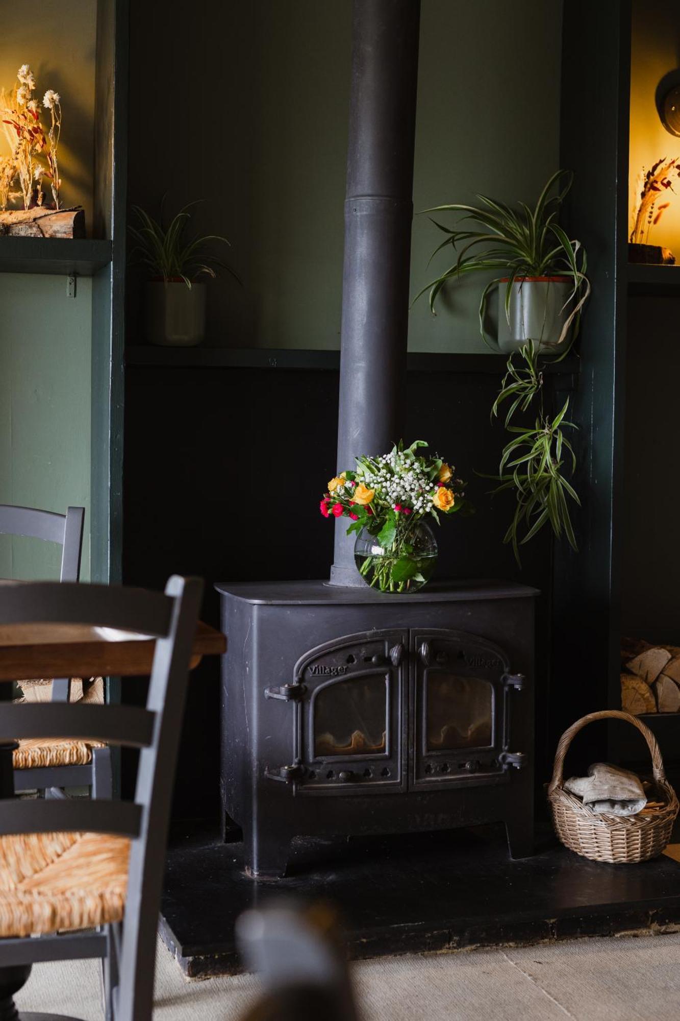 White Hart Inn Brightling Екстериор снимка